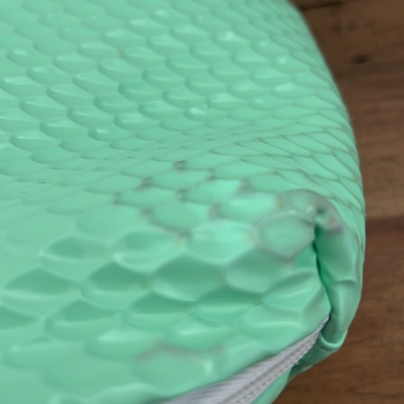 Nordstrom makeup bag - Picture 7 of 14